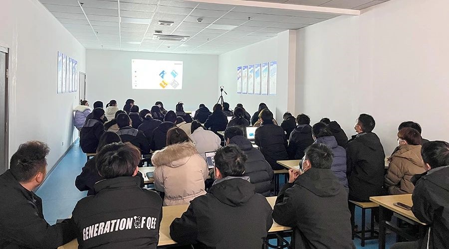 杏鑫娱乐储能研发部开展产品技术培训