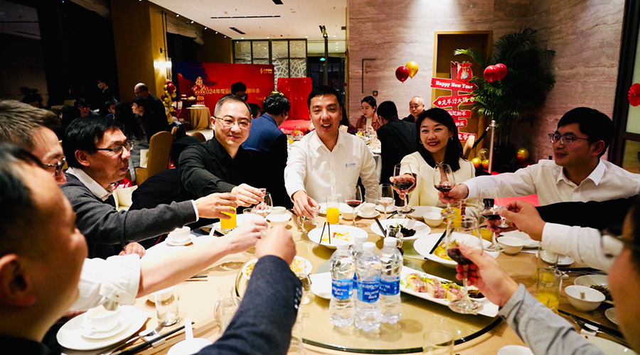 变革创新，突破前行 | 杏鑫娱乐储能2023年终总结大会及2024年迎新年会圆满落幕