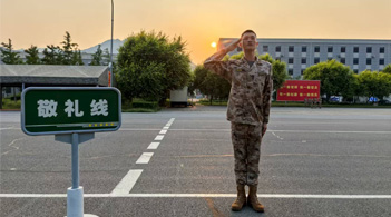 阅兵背后的故事：用军人底色书写“星榜样”风采